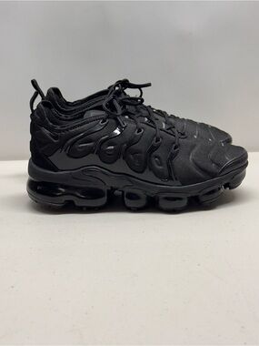Nike Air VaporMax Plus Triple Black 924453-004  Women Size 7